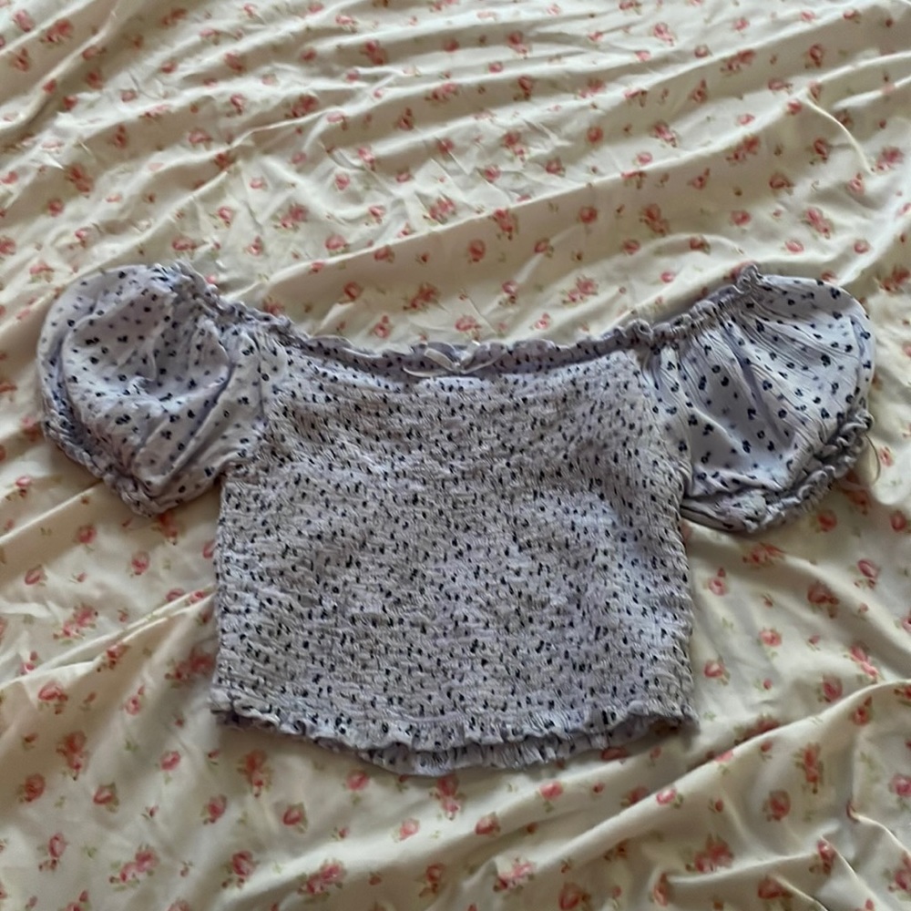 puffed floral sleeve elastic blue crop top